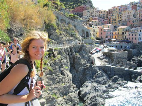 Cosmopolitan K: Cinque Terre - Entering Manarola