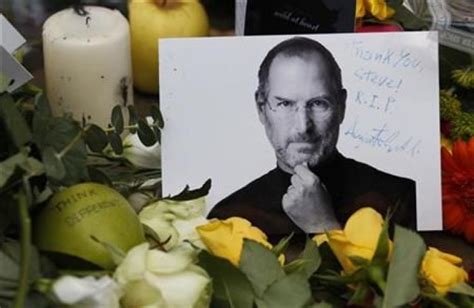 Small Private Gathering for Steve Jobs Funeral Held Friday: Report | IBTimes