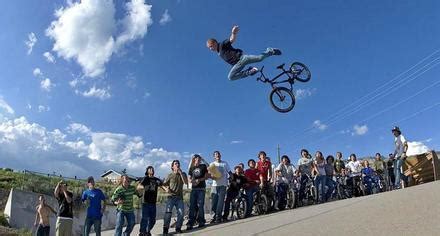 Bicycle Stunts Photography - XciteFun.net