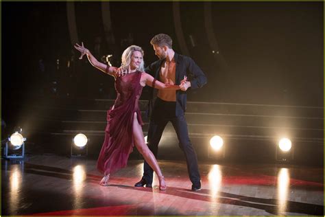 Nick Viall Went Shirtless on 'DWTS' & Looked So Hot!: Photo 3884851 ...