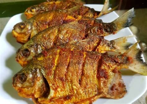 2 heerlijke vis recepten; Bawal Goreng Kendari, Gule Ikan Bali