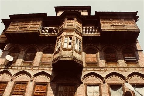 Architecture of Kashmir- Beauty amidst chaos - Rethinking The Future