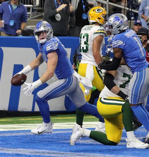 Detroit Lions defense comes up huge vs. Aaron Rodgers, Green Bay Packers for 15-9 win