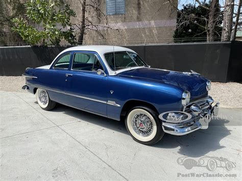 Car Ford Custom Deluxe Club Coupe 1951 for sale - PostWarClassic