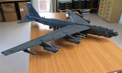 B-52H Stratofortress (14) | Cool lego, Cool lego creations, Lego design