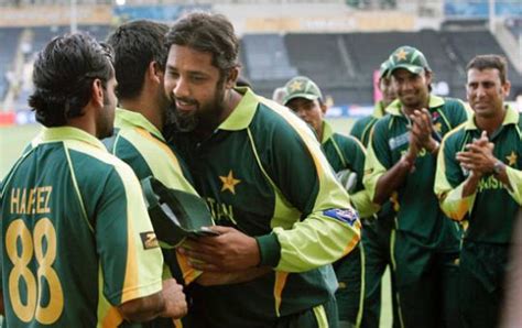 All Cricketers History: (Inzamam-ul-haq) Captaincy