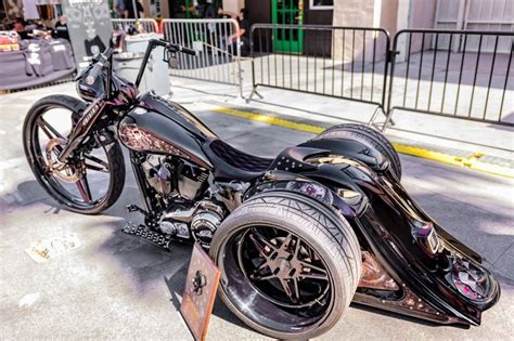 Custom Harley-Davidson "Hellbent" Trike built by John Shope's Dirty ...