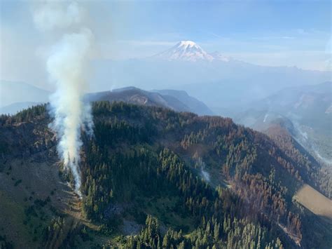 Red Flag Warning comes as Goat Rocks Fire grows | Flipboard