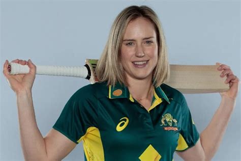 Cricket star Ellyse Perry makes 300th international appearance