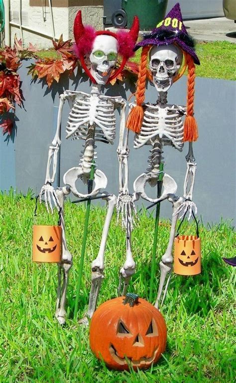 +34 Awesome DIY Crazy Bones Skeletons For Halloween Decoration | Halloween skeleton decorations ...