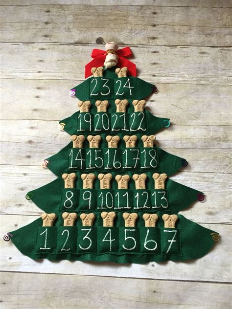 Pet Treat Advent Calendar Felt Christmas Tree Magnet 25 - Etsy | Dog christmas gifts, Felt ...