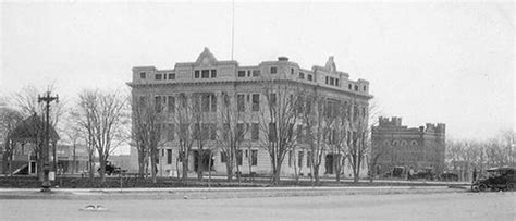 Old Lubbock Courthouse - TEXAS HISTORICAL MARKERS