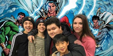 DC Geek House: Cine: LA FAMILIA SHAZAM SE DEJA VER EN FILTRACIONES DE "FURY OF THE GODS"