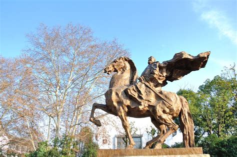 Zhu Yuanzhang statue stock photo. Image of statue, ruins - 49377386