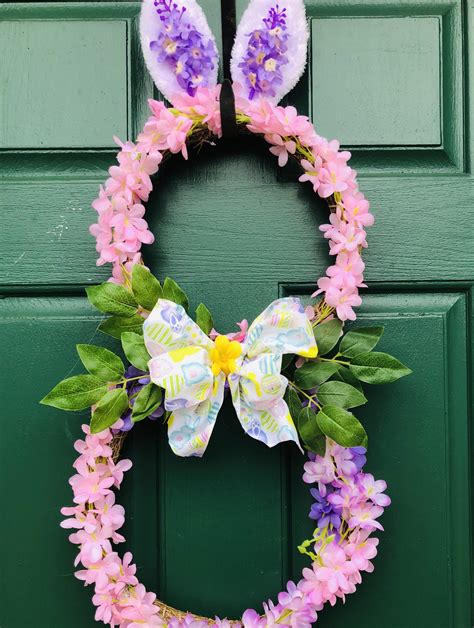 DIY Easter Bunny Wreath {Dollar Tree Craft} - Glitter On A Dime