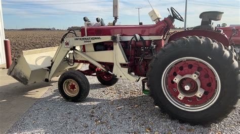 1965 IH 706 Diesel Tractor with IH 2000 Front Loader - YouTube