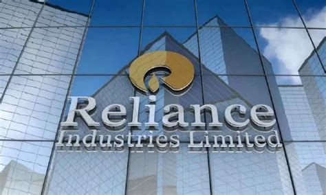 RIL now India's largest company