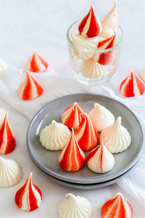 Meringue Kisses – Curly's Cooking