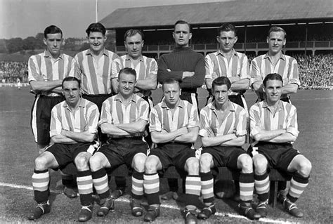 Brentford F.C. 1949/50 (Print #6474181). Framed Photos, Cards