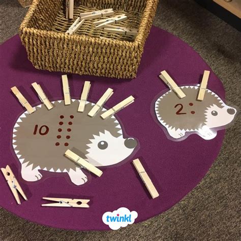 Hedgehog Number Peg Maths Activity - Free Printable! | Autumn eyfs ...