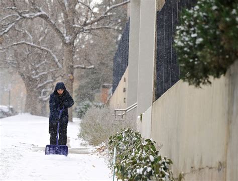 Denver pledges to plow side streets during coming snowstorm