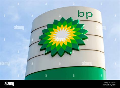 Bp sign hi-res stock photography and images - Alamy