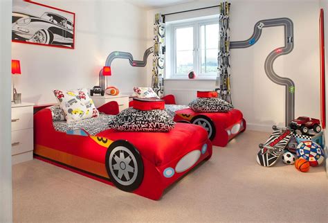 Unique Twin Bed for Boys inside Stunning Bedroom with White Nightstands an… | Decoração para ...