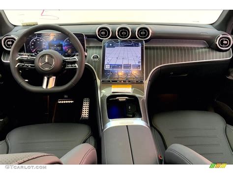 2024 Mercedes-Benz GLC 300 4Matic Coupe Dashboard Photos | GTCarLot.com