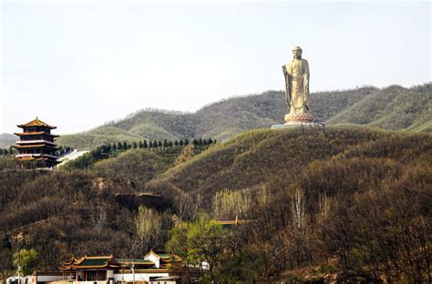 Spring Temple Buddha: The World's Second Tallest Statue - Malevus