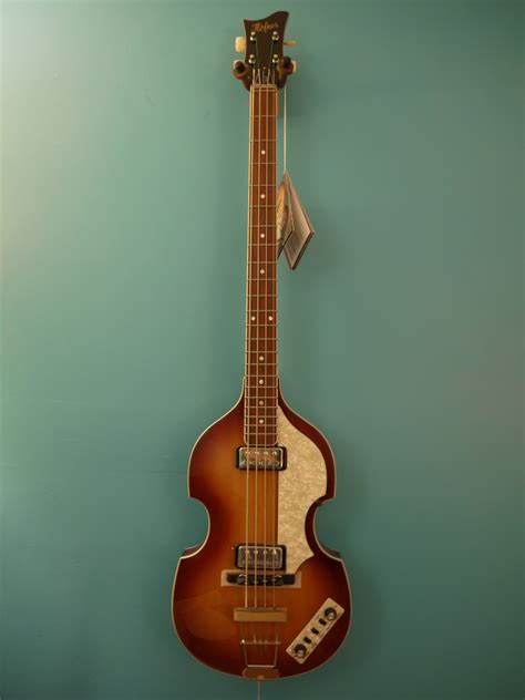 Hofner Contemporary Violin Bass – Gary's Guitars