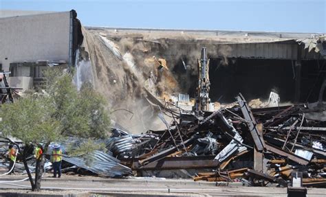 Fiesta Mall demolition begins in Mesa: Photos