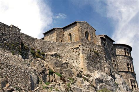 Tournon-Sur-Rhône Castle Museum - Places to visit - Ardèche Tourisme