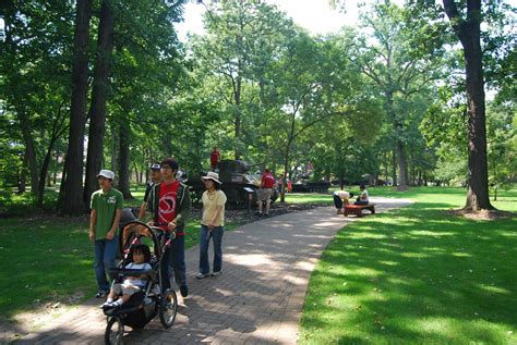 Cantigny Gardens and Park 042 | Cantigny Gardens & Park is a… | Flickr