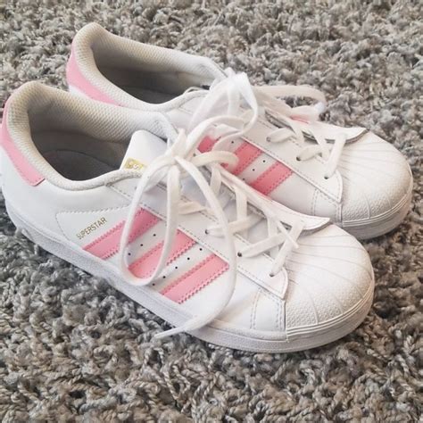 Girls Superstar Adidas Pink Shoes Size 3 | Pink adidas shoes, Pink ...