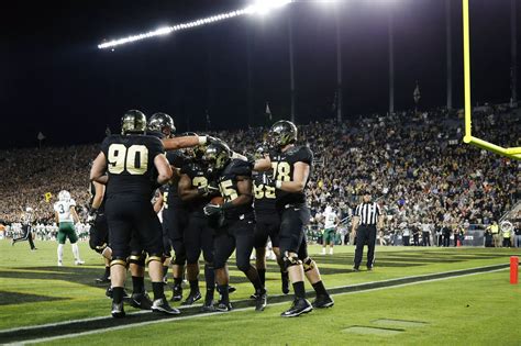 Purdue Football Season Ticket Sales Continue to Rise