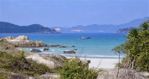 Binh Tien Beach in Ninh Thuan | Beaches | Vietnam Destinations