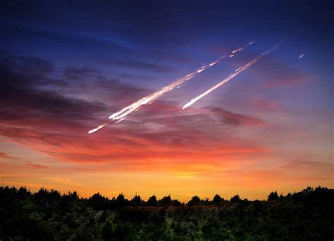 El video de un meteorito cayendo dentro de un volcán nos dejó ...