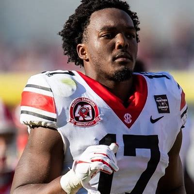 Nakobe Dean Bio, Age, Net Worth, Salary, NFL DRaft Prospect, Stats ...