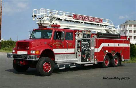 Pin de Lieutenant 107 en Fire Trucks (Ladder Trucks & Towers ...