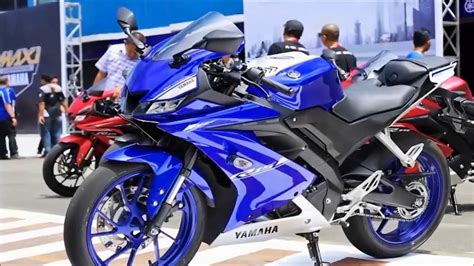 R15 v3 Yamaha basic features in Nepali with its price - YouTube