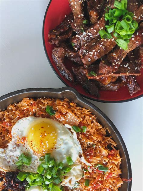 Just a little home cookin’. Kimchi fried rice with a fried egg and beef bulgogi. : r/FoodPorn