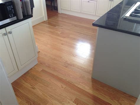 Natural Red Oak Laminate Flooring - LAMINATE FLOORING