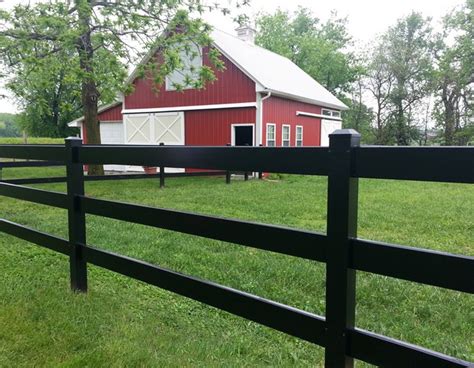 Vinyl & Wooden Horse Fences. Board, Centaur Fence