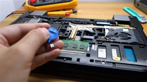 How to replace laptop BIOS battery with a standard PC battery - YouTube