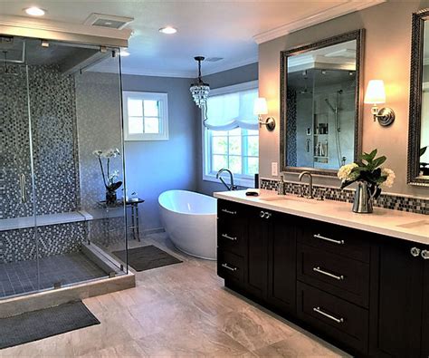 30 Small Bathroom Remodels From HGTV Shows | HGTV - Clip Art Library