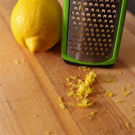 Lemon Zest | How to Zest a Lemon | 2 Ways