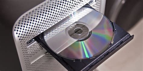 How to Open or Close Optical Drives Using a Keyboard Shortcut