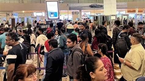 'Utter chaos' at Mumbai airport after flight delays, passengers furious ...