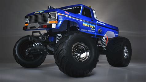 Light Painting the Traxxas Bigfoot #1