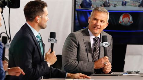 Urban Meyer returning to Fox's college football pregame show - Sports Illustrated